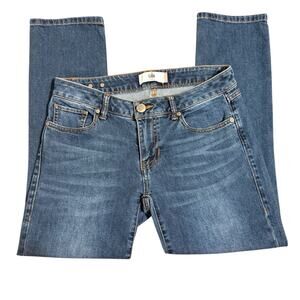 Cabi Light Wash Jeans 8 Effortless Minimalist Clean‑girl straight Cropped
